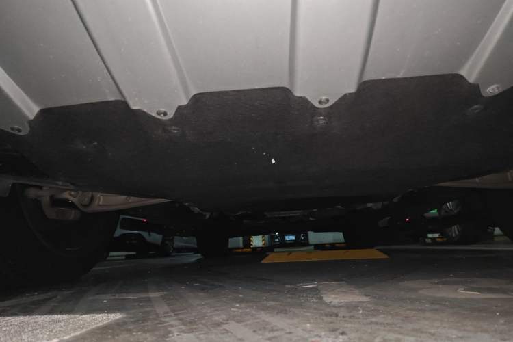 Used Bentley Bentayga 2023 4.0T V8 Long-Wheelbase Audie Edition Chassis Front