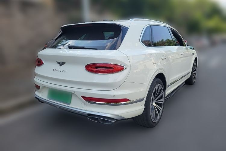 Used Bentley Bentayga 2023 4.0T V8 Long-Wheelbase Audie Edition Rear Right 45 Deg