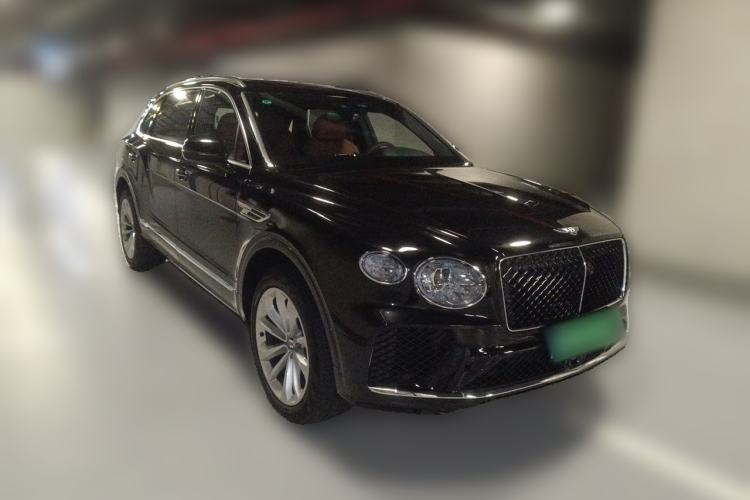 Used Bentley Bentayga 2024 4.0T V8 Long-Wheelbase Version Front Right 45 Deg