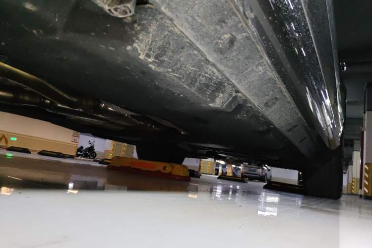 Used Bentley Bentayga 2024 4.0T V8 Long-Wheelbase Version Chassis Front Left