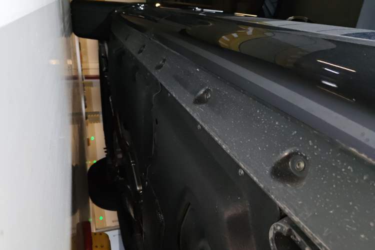 Used Bentley Bentayga 2024 4.0T V8 Long-Wheelbase Version Chassis Rear Left
