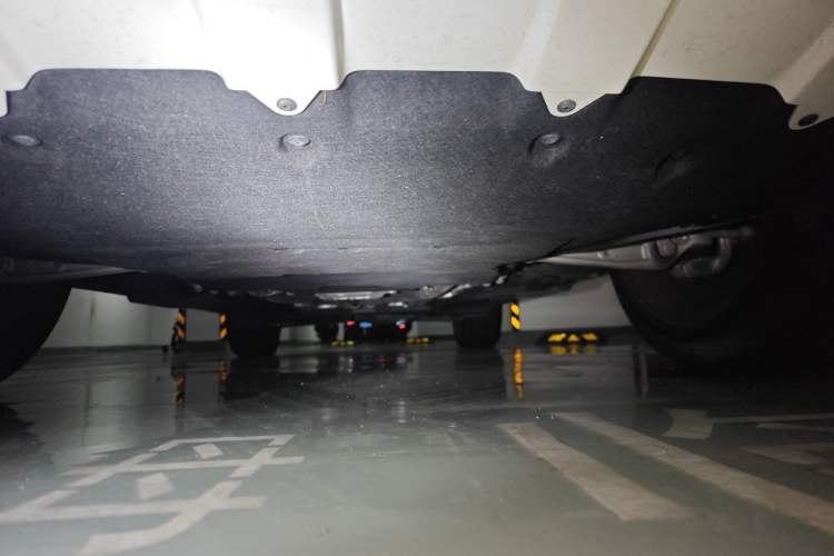 Used Bentley Bentayga 2024 4.0T V8 Chassis Front