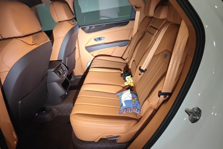 Used Bentley Bentayga 2024 4.0T V8 Left Rear Seat