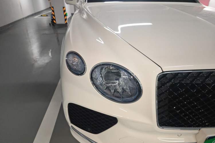 Used Bentley Bentayga 2024 4.0T V8 Right Front Headlight