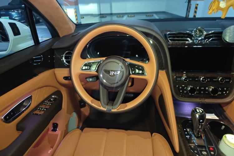 Used Bentley Bentayga 2024 4.0T V8 Steering Wheel