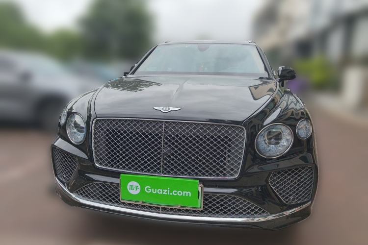 Used Bentley Bentayga Plug-in Hybrid 2021 3.0T PHEV Front