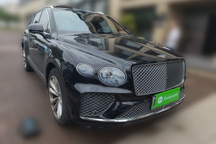 Used Bentley Bentayga Plug-in Hybrid 2021 3.0T PHEV Front Right 45 Deg