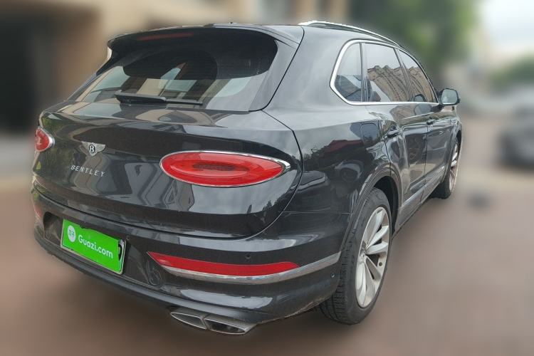 Used Bentley Bentayga Plug-in Hybrid 2021 3.0T PHEV Rear Right 45 Deg