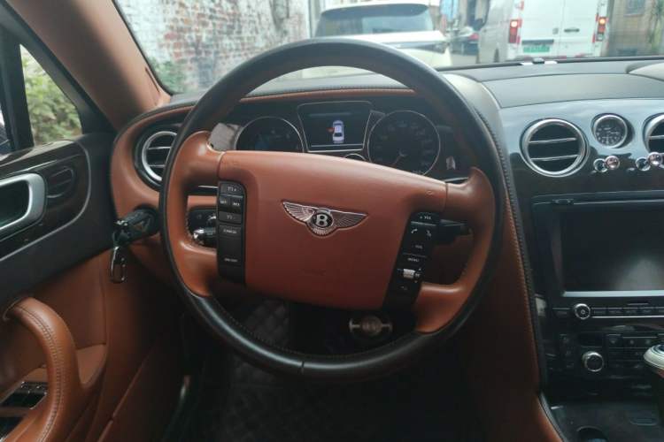 Used Bentley Continental 2012 6.0T GT W12 Steering Wheel