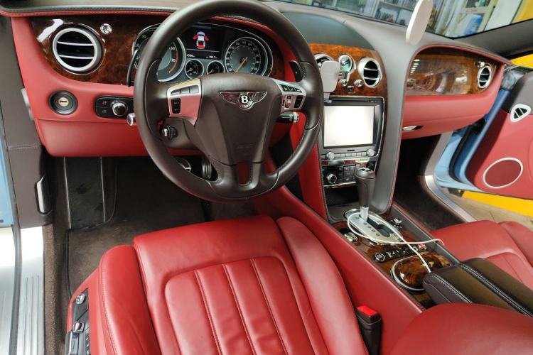 Used Bentley Continental 2012 6.0T GT W12 Center Console