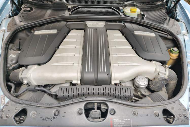 Used Bentley Continental 2012 6.0T GT W12 Engine Bay
