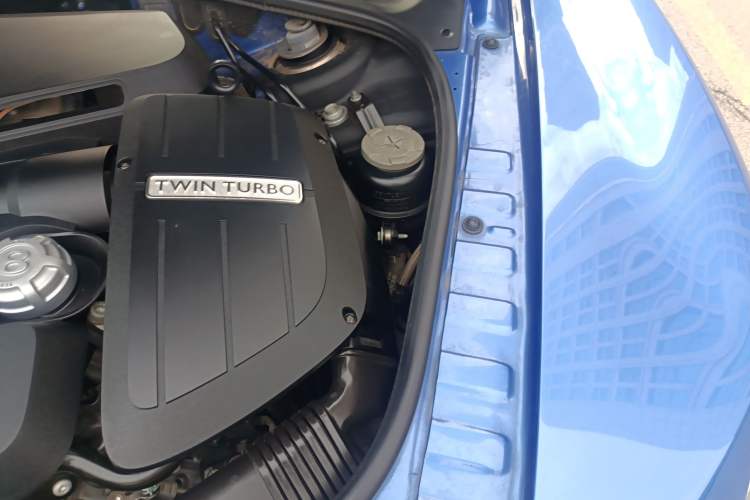Used Bentley Continental 2012 4.0T GT V8 Engine Bay Left