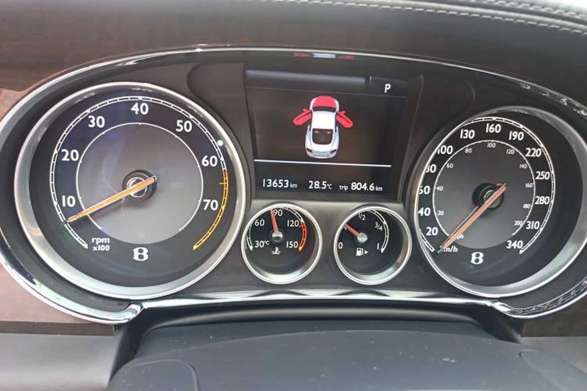 Used Bentley Continental 2012 4.0T GT V8 Odometer Close Up