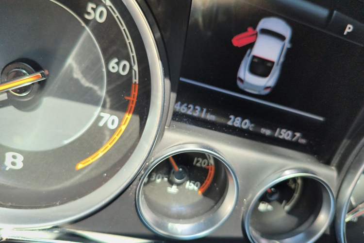 Used Bentley Continental 2012 6.0T GT W12 Odometer Close Up