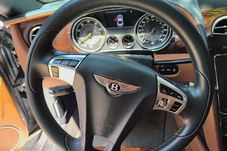 Used Bentley Continental 2012 6.0T GT W12 Steering Wheel