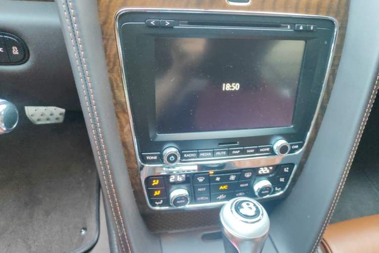 Used Bentley Continental 2012 4.0T GT V8 Audio And AC Panel