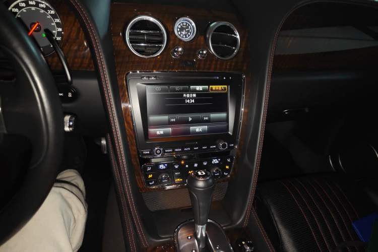 Used Bentley Continental 2012 4.0T GT V8 Audio And AC Panel