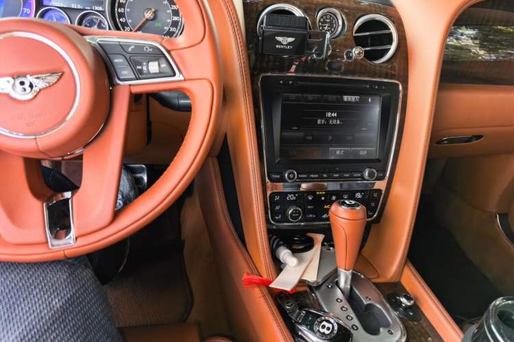 Used Bentley Continental 2012 4.0T GT V8 Audio And AC Panel