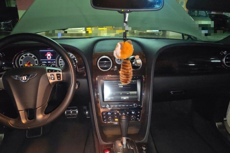 Used Bentley Continental 2012 4.0T GT V8 Center Console