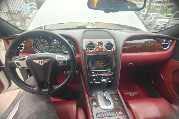 Used Bentley Continental 2012 6.0T GT W12 Center Console