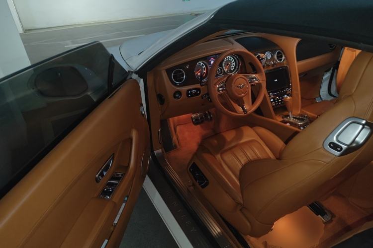 Used Bentley Continental 2012 4.0T GTC V8 Driver Seat