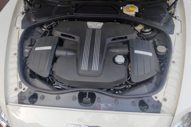 Used Bentley Continental 2012 4.0T GT V8 Engine Bay