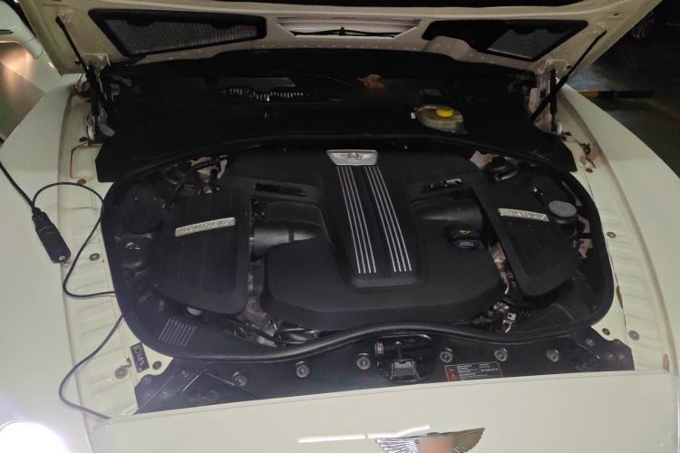 Used Bentley Continental 2012 4.0T GT V8 Engine Bay