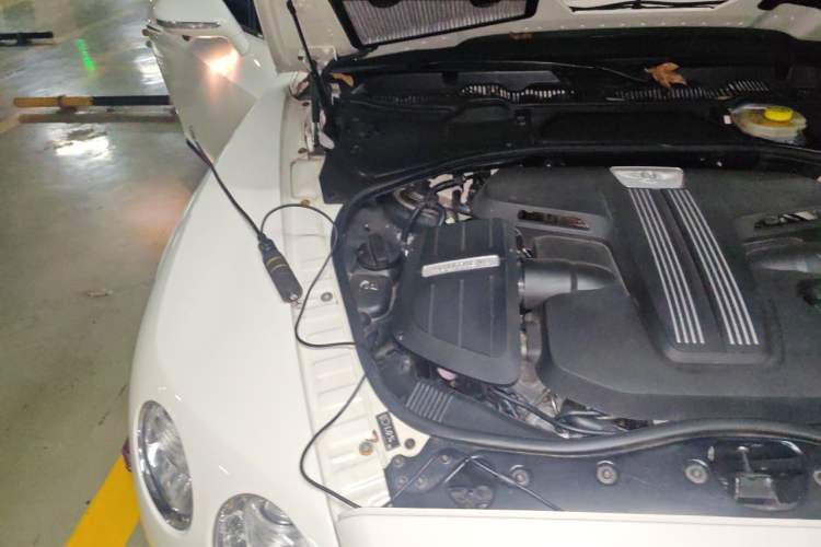 Used Bentley Continental 2012 4.0T GT V8 Engine Bay Right