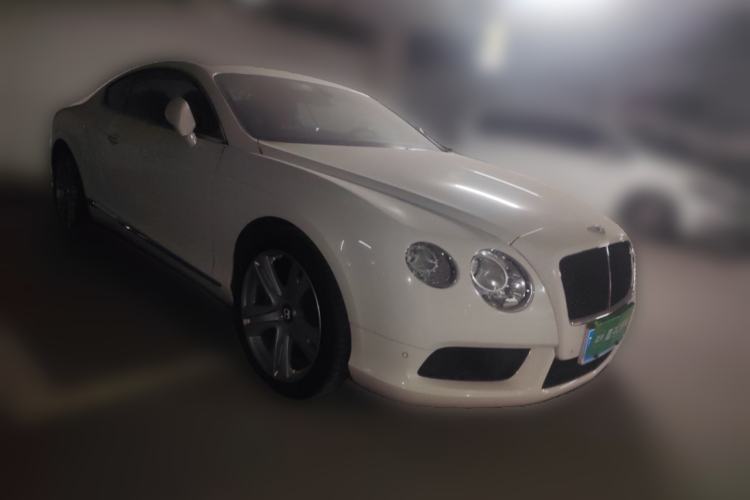 Used Bentley Continental 2012 4.0T GT V8 Front Right 45 Deg