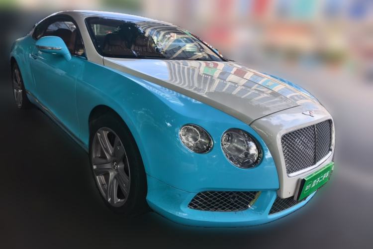 Used Bentley Continental 2012 4.0T GT V8 Front Right 45 Deg