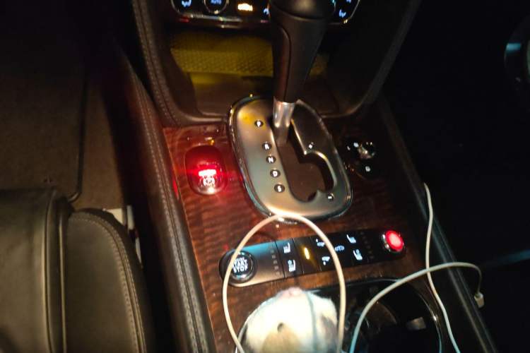 Used Bentley Continental 2012 4.0T GT V8 Gear Lever