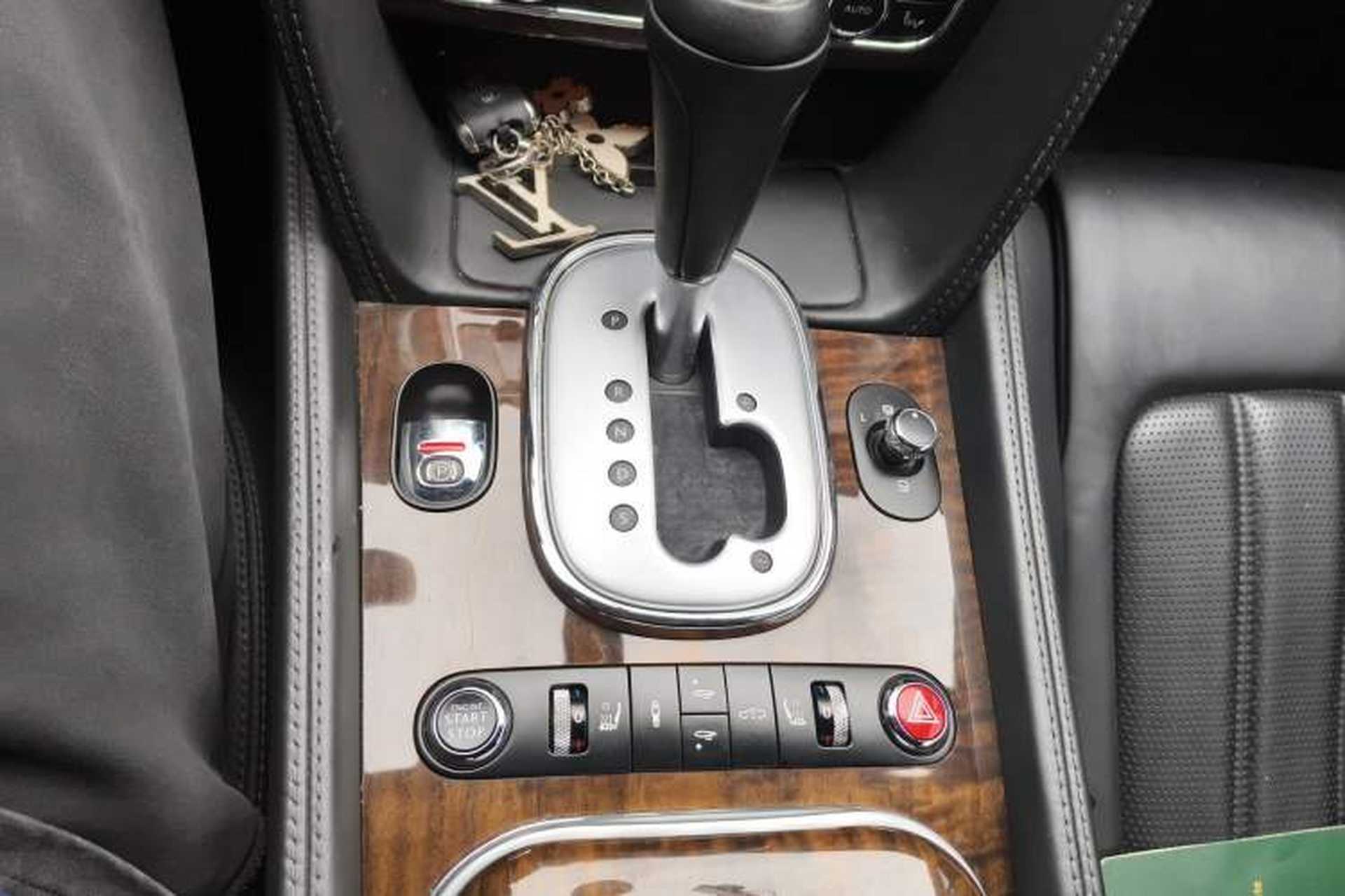 Used Bentley Continental 2012 4.0T GT V8 Gear Lever