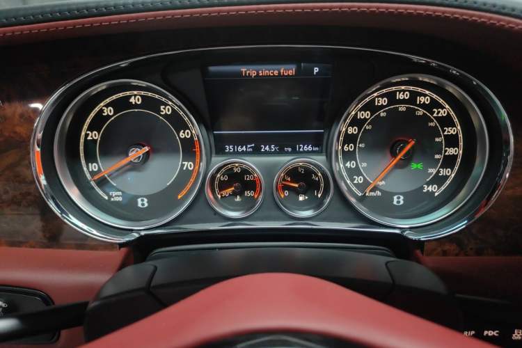 Used Bentley Continental 2012 6.0T GT W12 Odometer Close Up