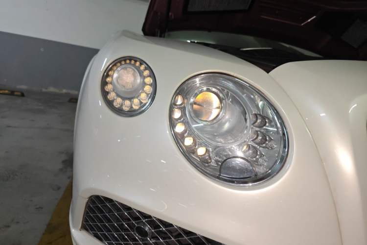 Used Bentley Continental 2012 4.0T GT V8 Right Front Headlight