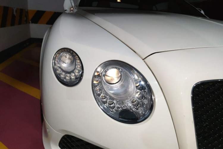 Used Bentley Continental 2012 4.0T GT V8 Right Front Headlight