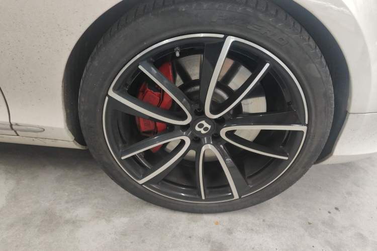 Used Bentley Continental 2012 6.0T GT W12 Right Front Wheel Hub