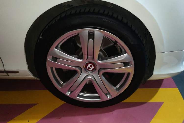Used Bentley Continental 2012 4.0T GT V8 Right Front Wheel Hub