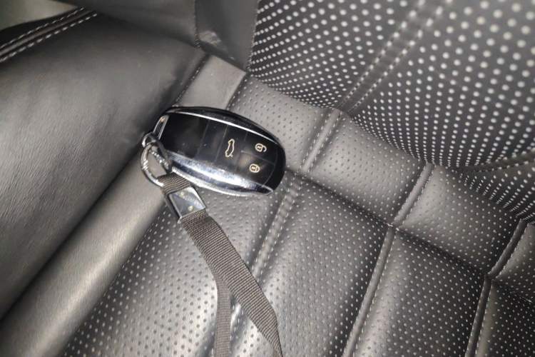 Used Bentley Continental 2012 4.0T GT V8 Vehicle Key