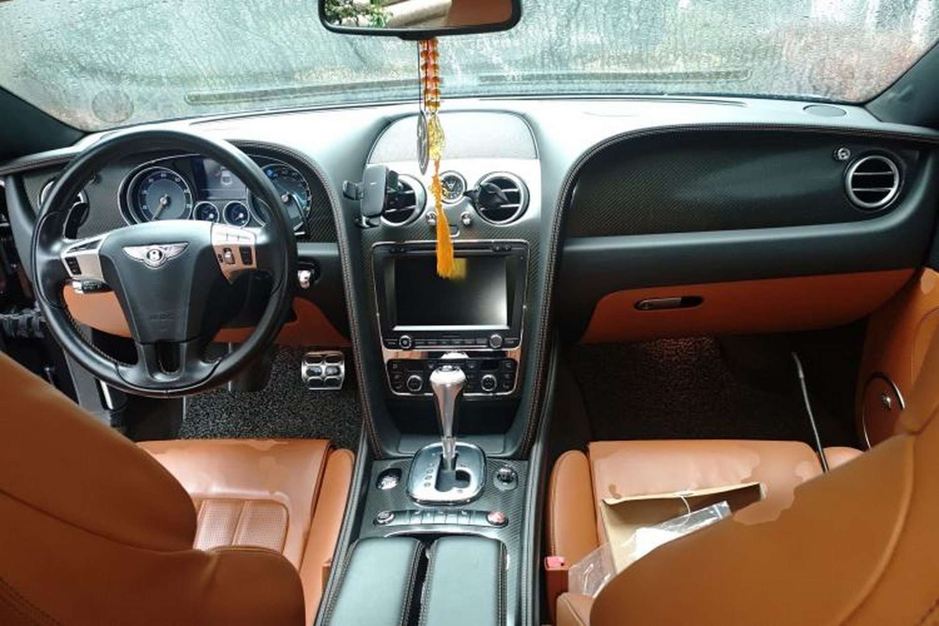 Used Bentley Continental 2014 4.0T GT V8 S Standard Edition Center Console