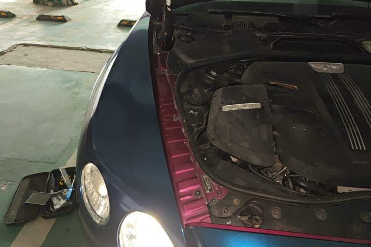 Used Bentley Continental 2014 4.0T GT V8 S Standard Edition Engine Bay Right