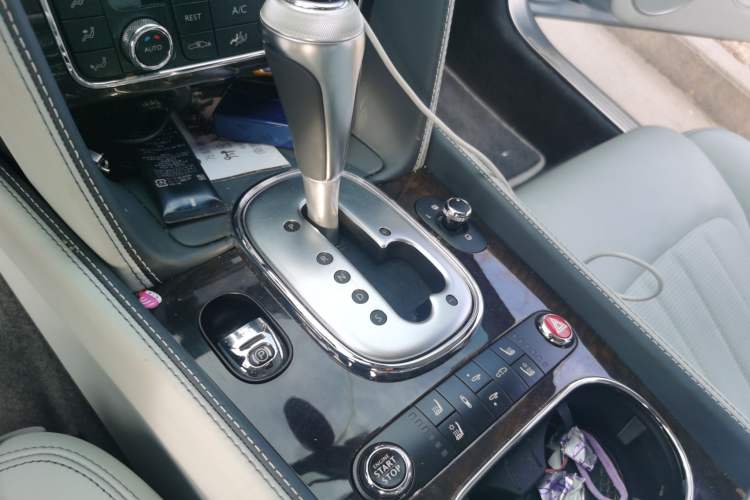 Used Bentley Continental 2014 4.0T GT V8 S Standard Edition Gear Lever