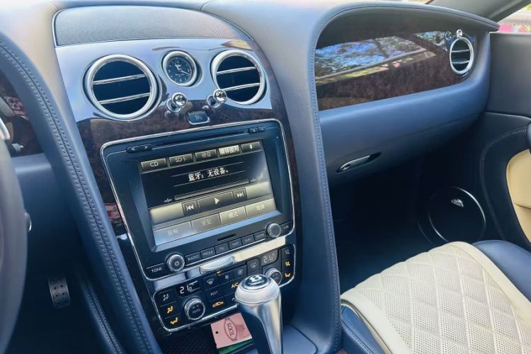 Used Bentley Continental 2014 4.0T GT V8 S Standard Edition Interior 4