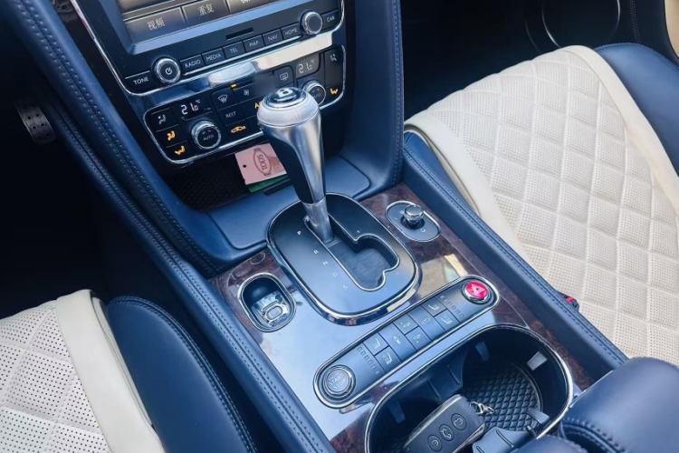 Used Bentley Continental 2014 4.0T GT V8 S Standard Edition Interior 5