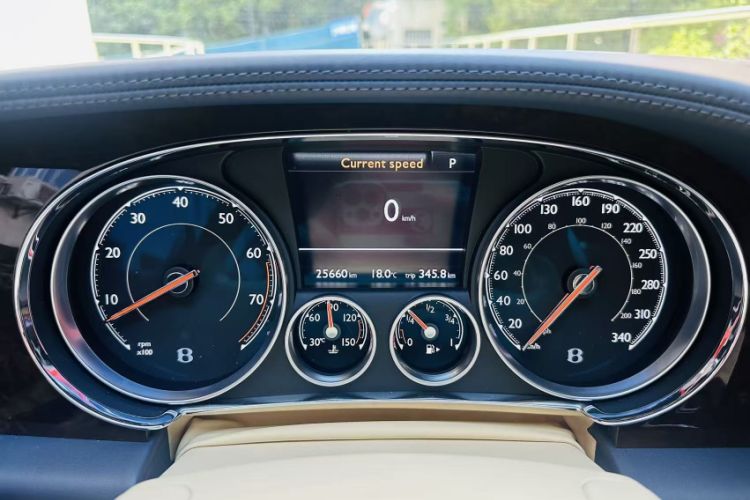 Used Bentley Continental 2014 4.0T GT V8 S Standard Edition Odometer Close Up