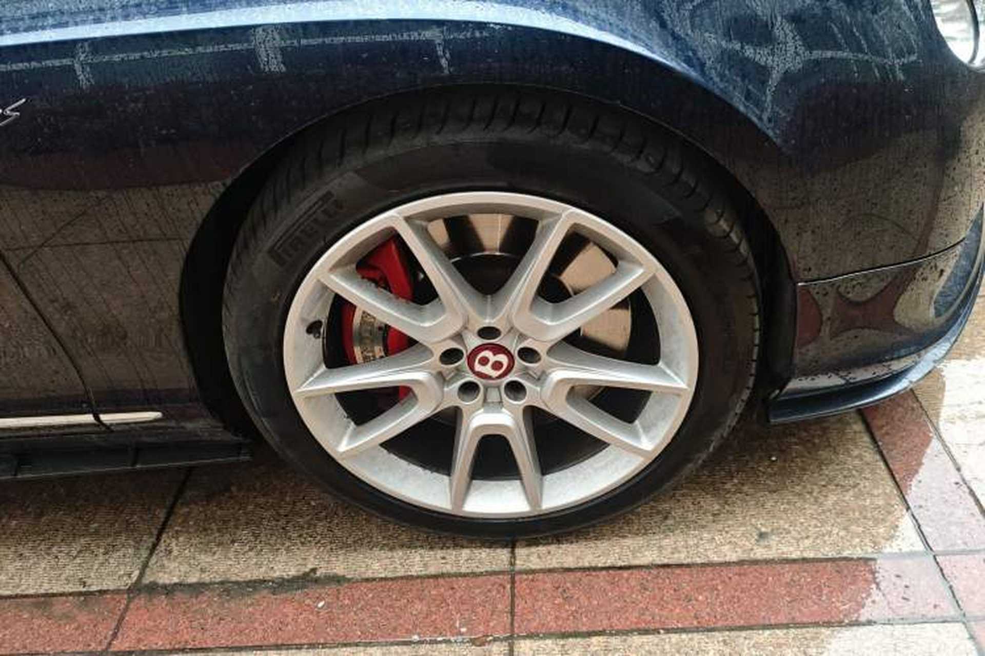 Used Bentley Continental 2014 4.0T GT V8 S Standard Edition Right Front Wheel Hub