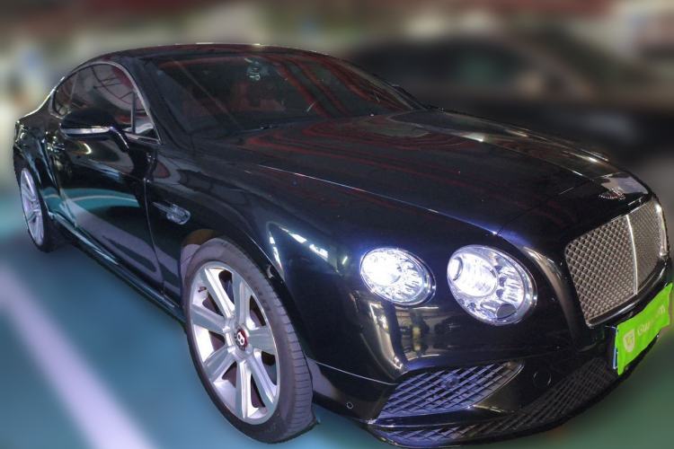 Used Bentley Continental 2015 4.0T GT V8 Standard Edition Front Right 45 Deg
