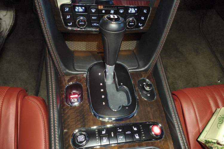 Used Bentley Continental 2015 4.0T GT V8 Standard Edition Gear Lever