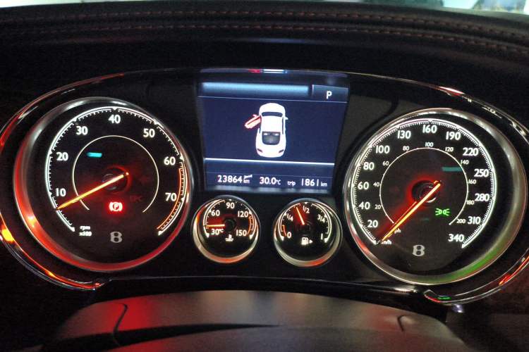 Used Bentley Continental 2015 4.0T GT V8 Standard Edition Instrument Cluster