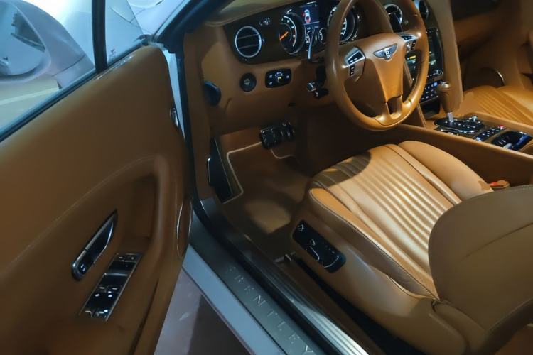 Used Bentley Continental 2015 4.0T GT V8 Standard Edition Driver Seat