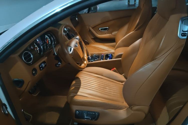 Used Bentley Continental 2015 4.0T GT V8 Standard Edition Left Front Seat